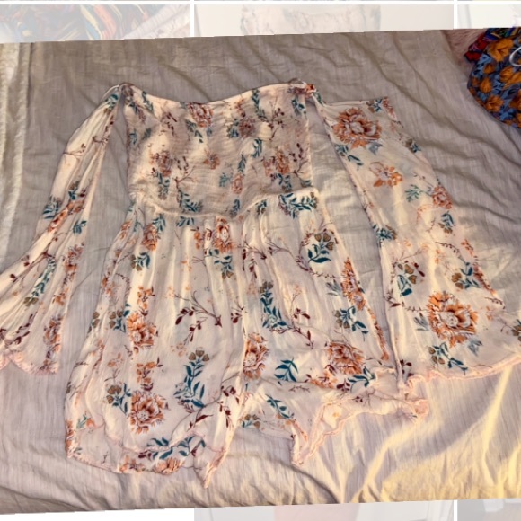 Romper - Picture 2 of 3